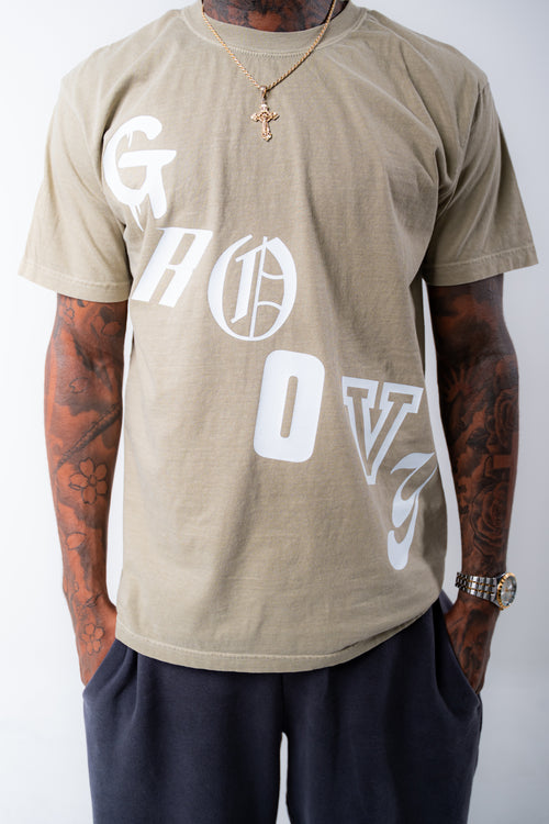 GROOVY GRAFFITI TEE
